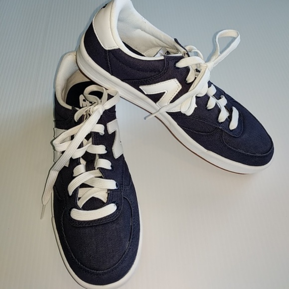 New Balance Shoes - ~~RESERVED~~